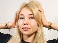 cam strip tease MoraSobie