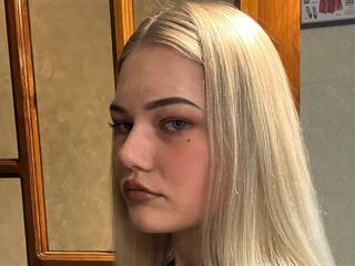 hot chat room NicolynMoore