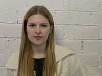 girl fingering bald pussy ParisRoacho