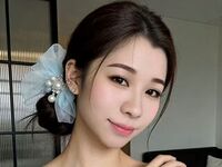 hot strip tease webcam QinWeiwei