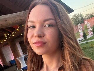 naked camgirl photo SadeBergum