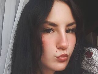 cam girl chat SadeLanden