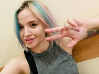 naked webcamgirl SandyAllenn