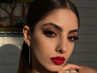 cam girl playing with dildo SerenaStolz