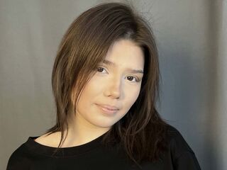 beautiful girl ShawannaMcclusky
