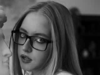 sexwebcam SheliaEdwards