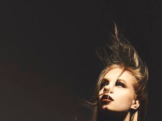 girl chat room SofiFerran