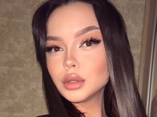naked girl with webcam masturbating SophieDea
