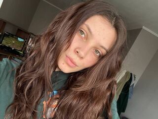 webcam girl SuzieMayers