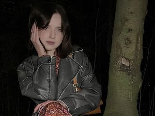 liveshow ThomasinaVanabel