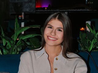 free live webcam chat TiaBeumer