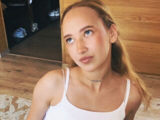 naked webcam girl video VeniceMidden