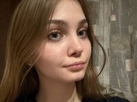 jasmin cam model YiBisher